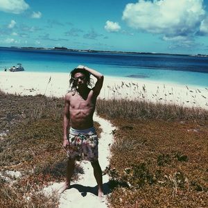 Meet your Posher, Logan